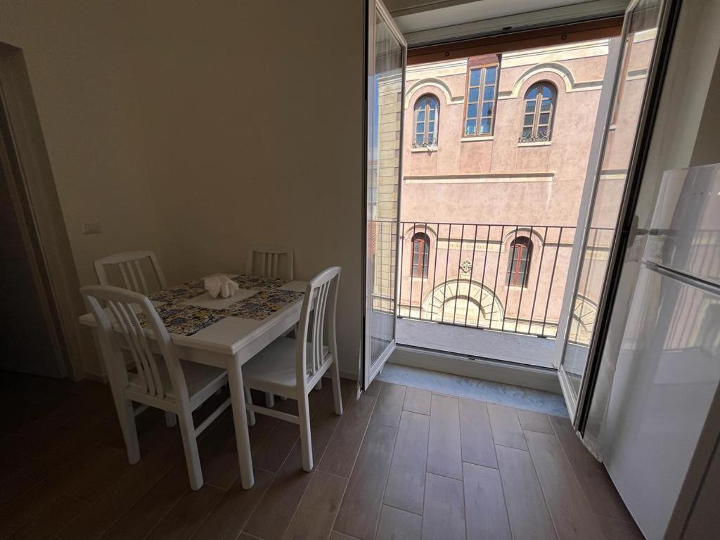 Casa Del Sole Apartment คาตาเนีย ภายนอก รูปภาพ