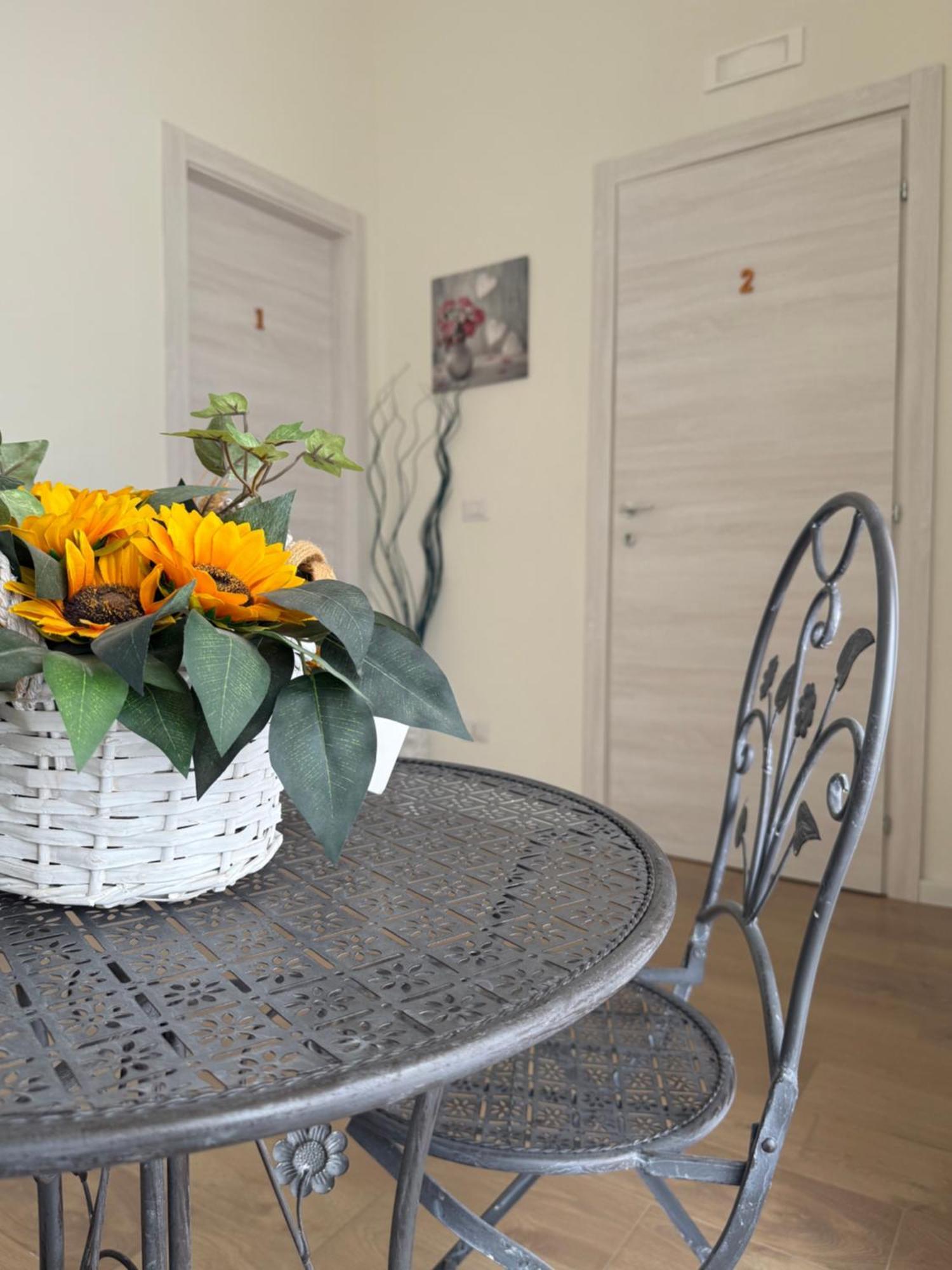 Casa Del Sole Apartment คาตาเนีย ภายนอก รูปภาพ